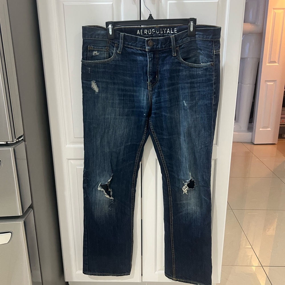 Men’s Aeropostale slim straight distressed jeans size 34x30